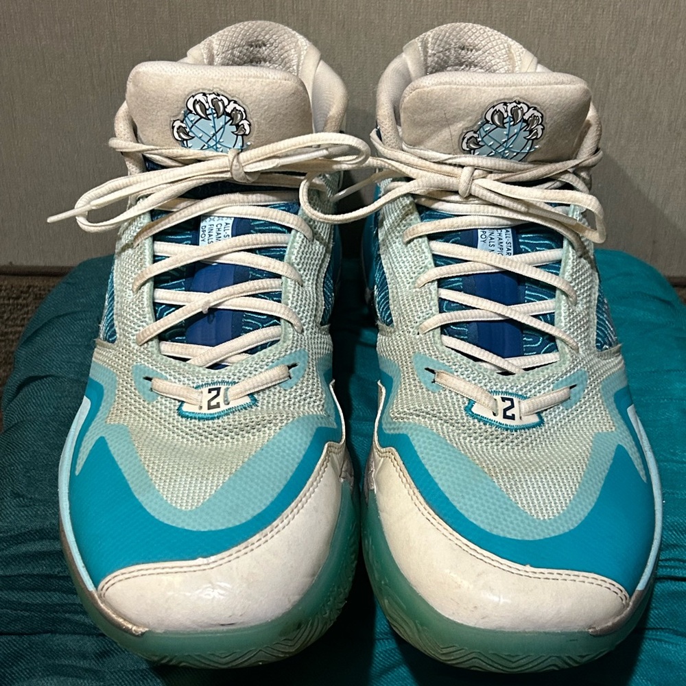 New Balance Kawhi Leonard “Snowman”